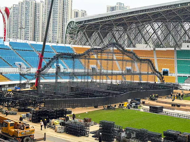 Bingkai Penopang Panggung Konser